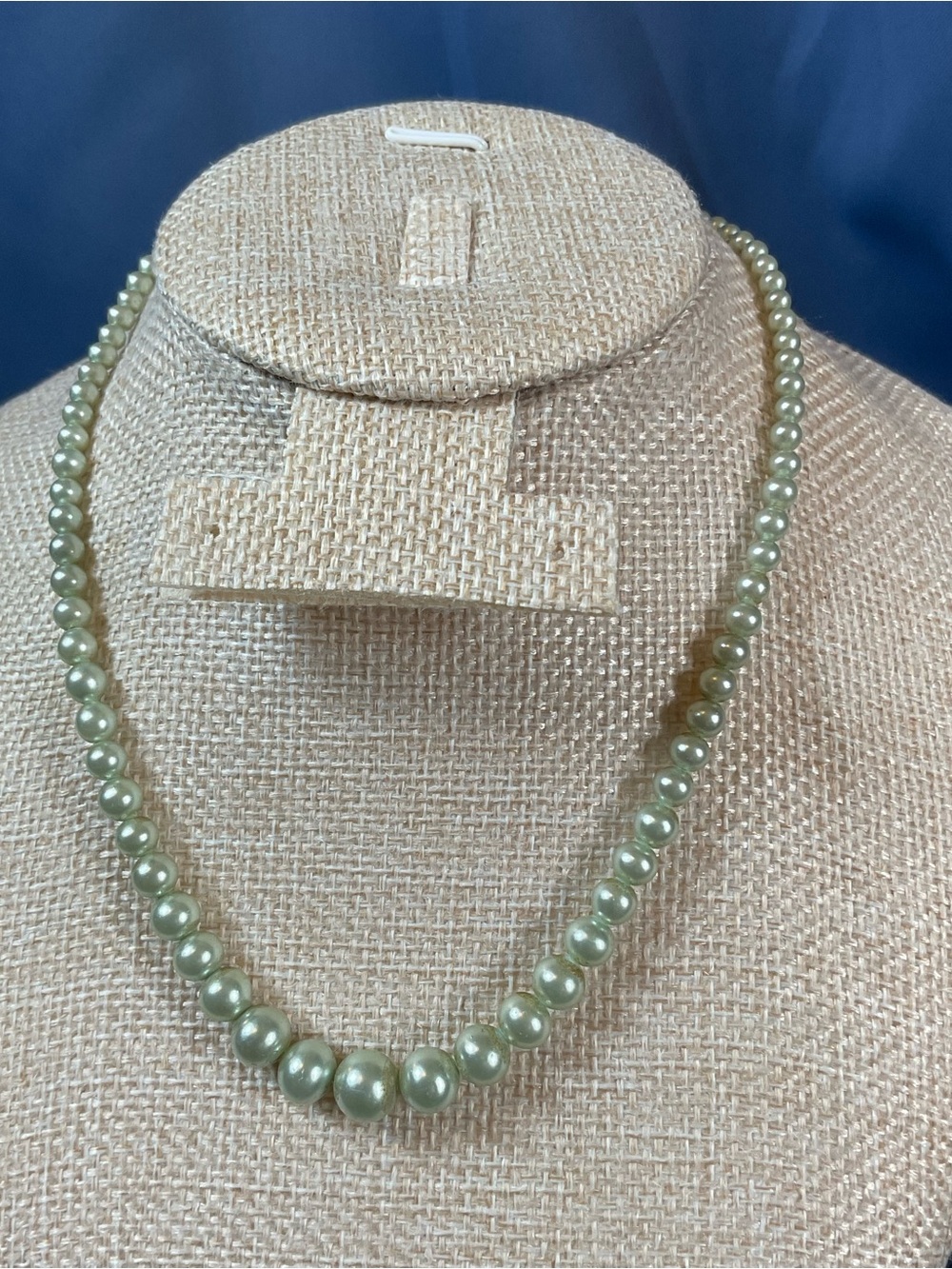 Pearl Bead Necklace Pale Green Classic Minimalist Vintage Inspired